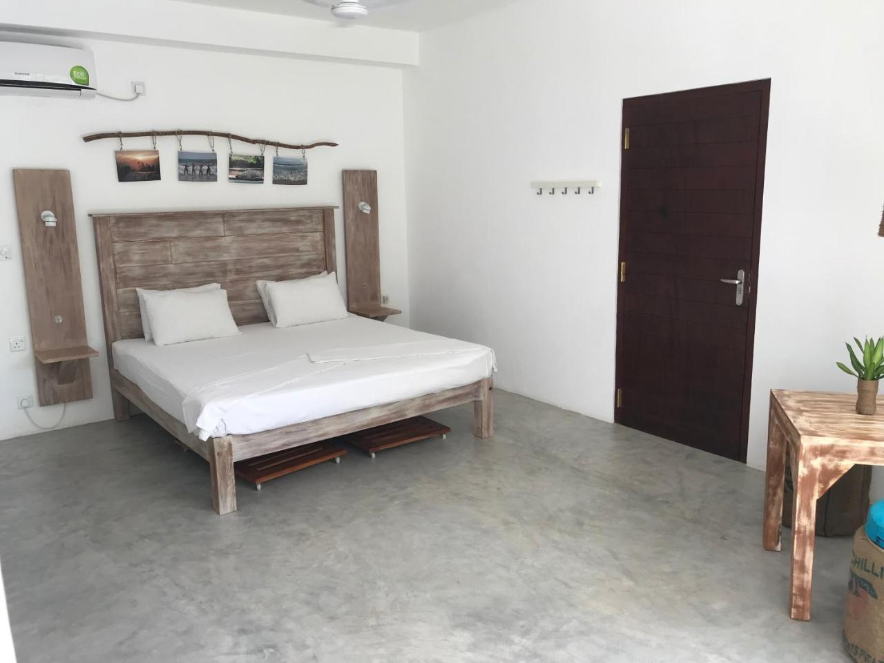 Jippie The Villa Hikkaduwa Extérieur photo