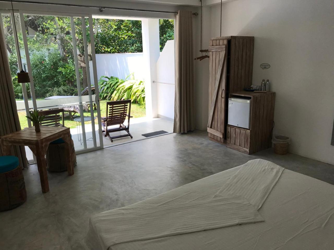 Jippie The Villa Hikkaduwa Extérieur photo